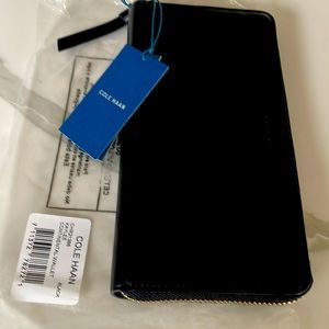 New Cole Haan zip around leather wallet